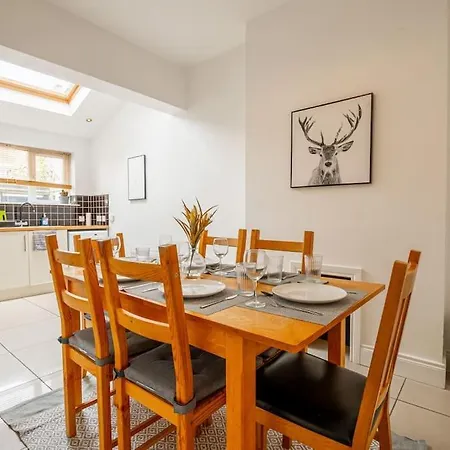 Ormeau Park Home - Perfect For A City Break! Belfast Exterior photo