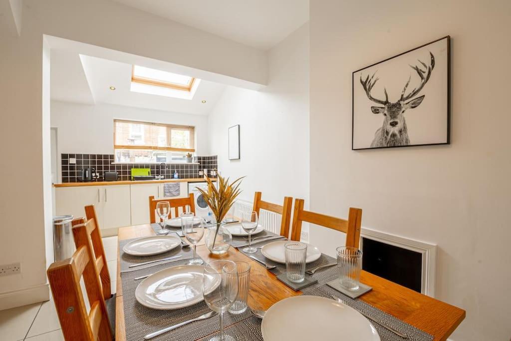 Ormeau Park - Perfect For A Break! Holiday home *